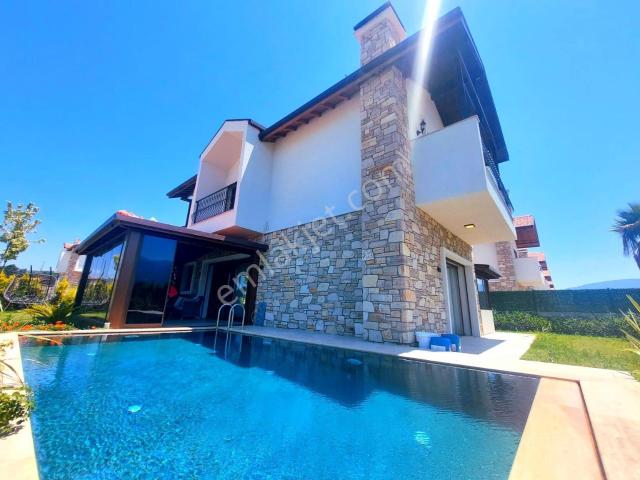Kuşadasi, Aydin içerisinde satılık Villa