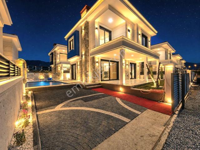 Kuşadasi, Aydin içerisinde satılık Villa