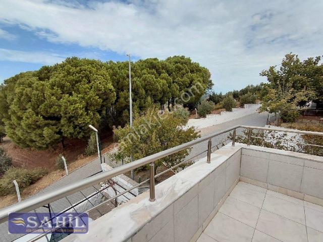 Kuşadasi, Aydin içerisinde satılık Villa