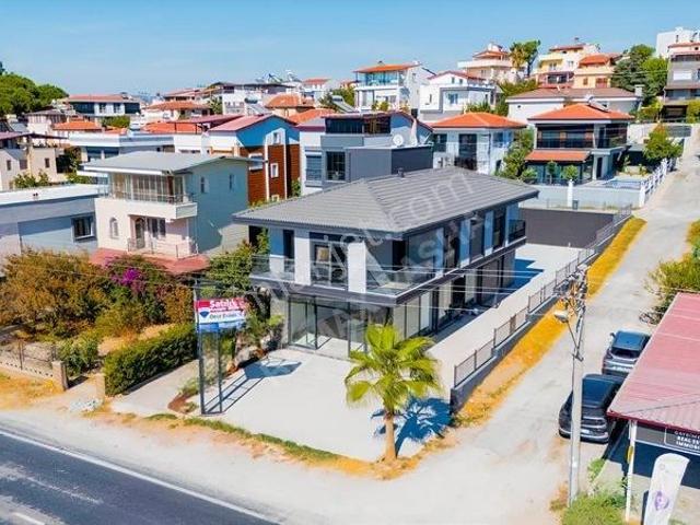 Kuşadası, Kuşadasi içerisinde satılık Bina
