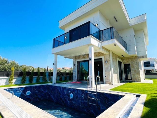 Kuşadasi, Aydin içerisinde satılık Villa