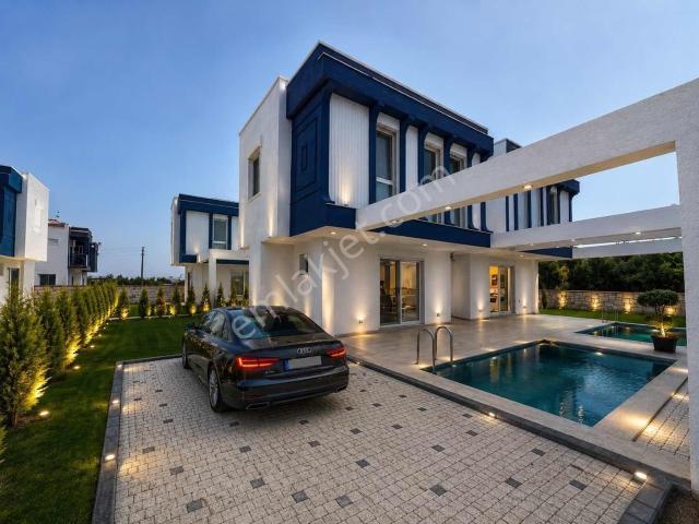 Kuşadasi, Aydin içerisinde satılık Villa