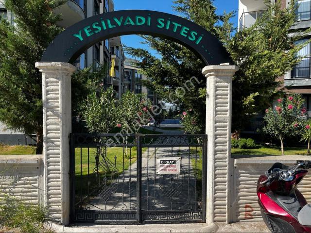 Kuşadasi, Aydin içerisinde satılık mülk