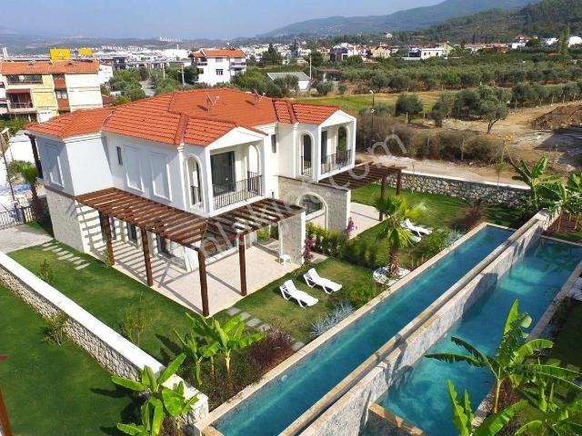 Kuşadasi, Aydin içerisinde satılık Villa