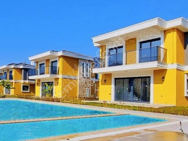 Kuşadasi, Aydin içerisinde satılık Villa