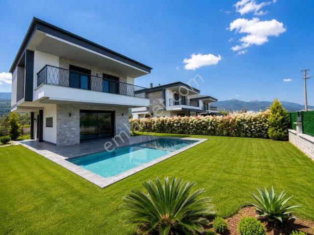 Kuşadasi, Aydin içerisinde satılık Villa