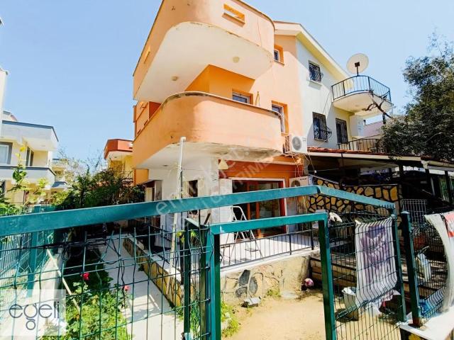 Kuşadasi, Aydin içerisinde satılık Arsa