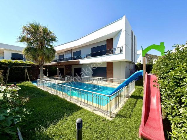 Kuşadasi, Aydin içerisinde satılık Villa