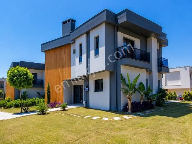 Kuşadasi, Aydin içerisinde satılık Villa