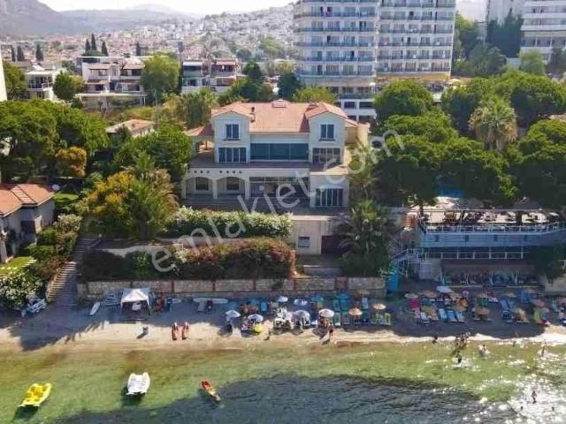 Kuşadasi, Aydin içerisinde satılık Villa
