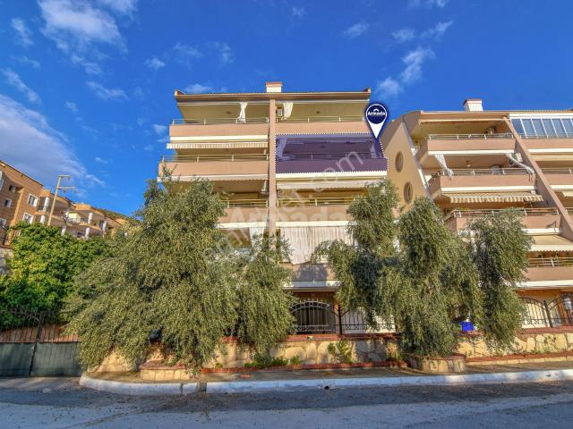 Ege, Kuşadası içerisinde satılık mülk