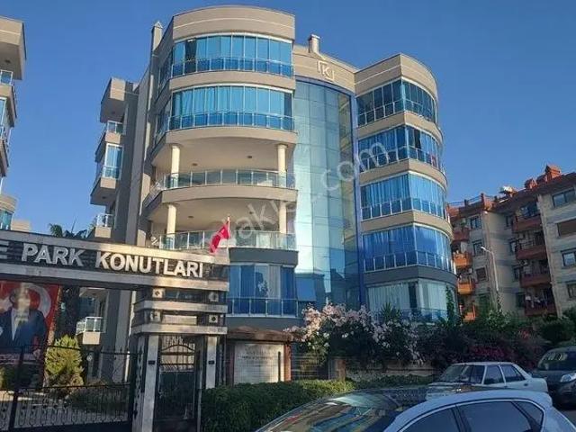 Ege, Kuşadası içerisinde satılık mülk