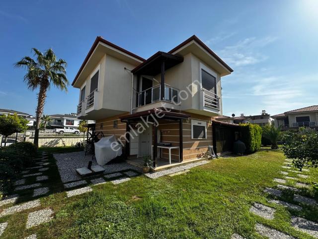 Kuşadasi, Aydin içerisinde satılık Villa