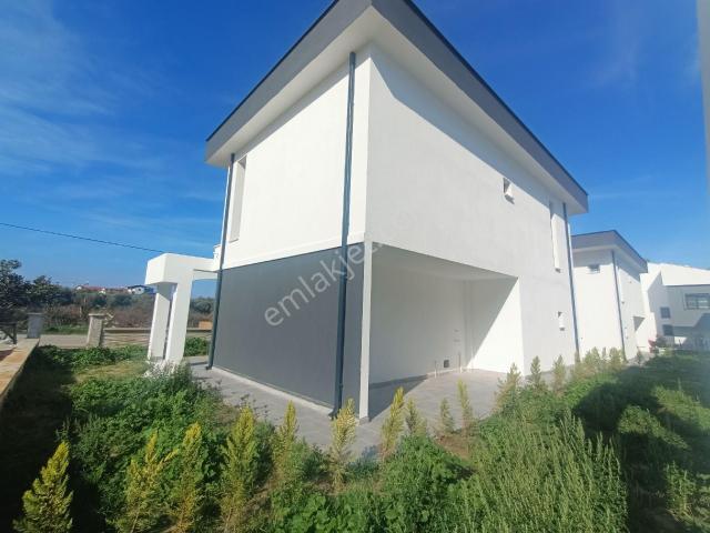 Kuşadasi, Aydin içerisinde satılık Villa