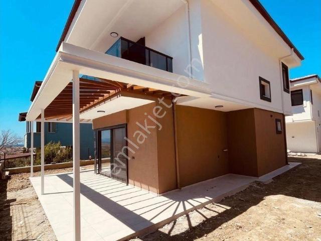 Kuşadasi, Aydin içerisinde satılık Villa