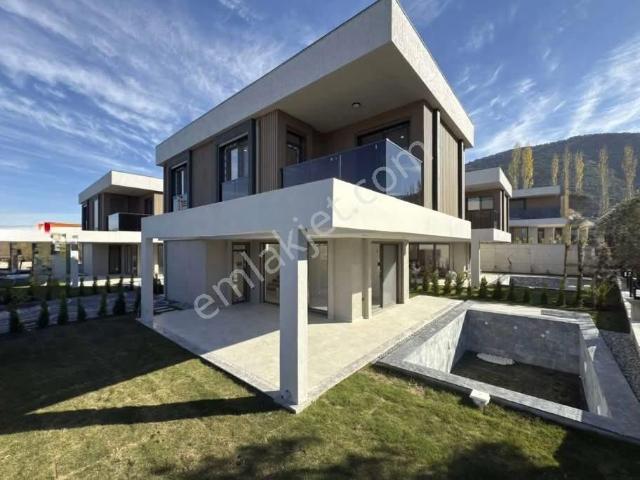Kuşadasi, Aydin içerisinde satılık Villa