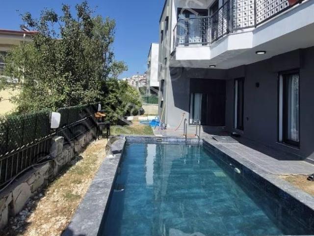 Kuşadasi, Aydin içerisinde satılık Villa