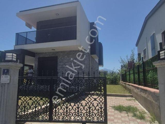 Kuşadasi, Aydin içerisinde satılık Villa