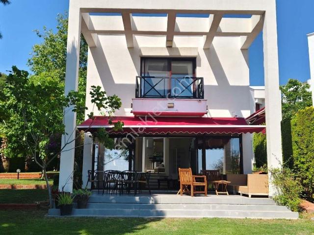 Kuşadasi, Aydin içerisinde satılık Villa