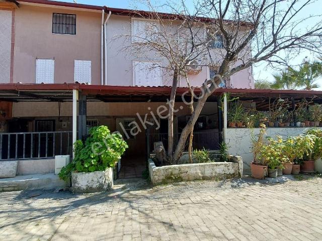 Kuşadasi içerisinde satılık Villa
