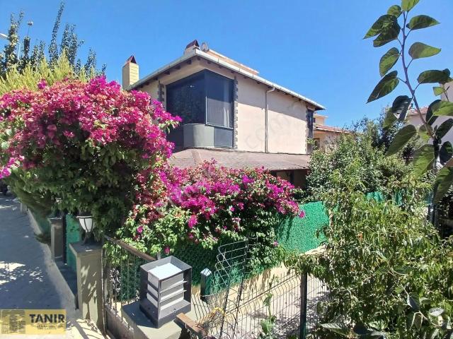 Kuşadasi, Aydin içerisinde satılık Villa