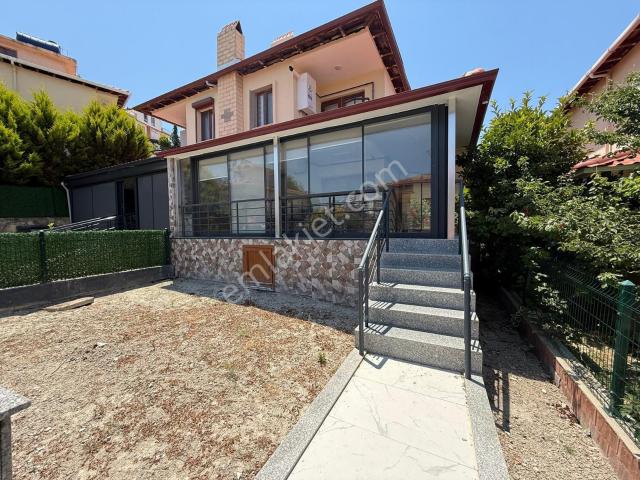 Kuşadasi, Aydin içerisinde satılık Villa