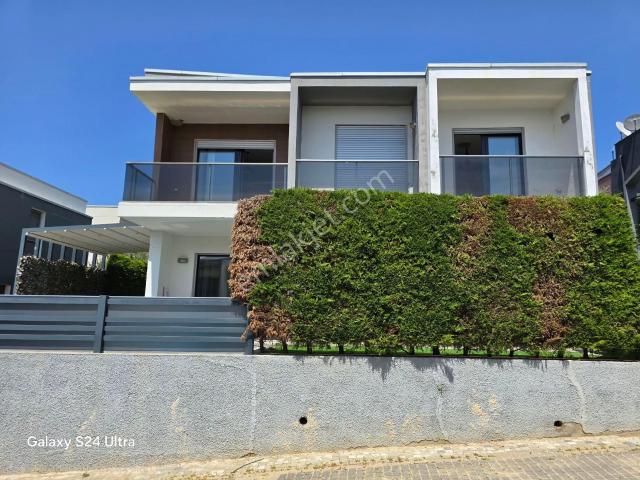 Kuşadasi, Aydin içerisinde satılık Villa