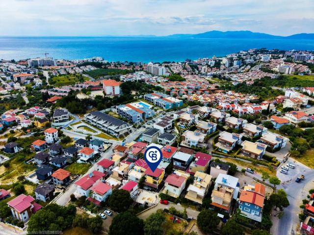 Kuşadasi, Aydin içerisinde satılık Villa
