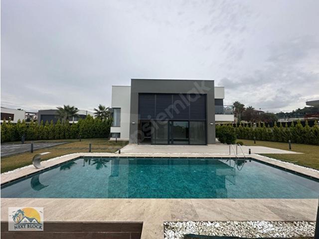 Kuşadasi, Aydin içerisinde satılık Villa