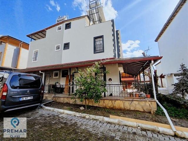 Kuşadasi, Aydin içerisinde kiralık Villa