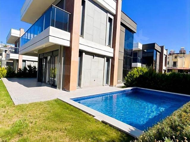 Soğucak, Kuşadası içerisinde satılık Villa