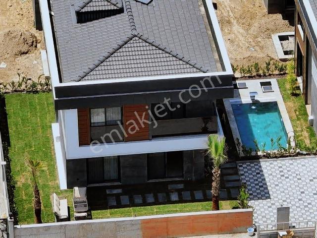 Kuşadasi, Aydin içerisinde satılık Villa