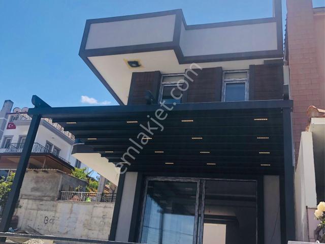 Kuşadasi, Aydin içerisinde satılık Villa