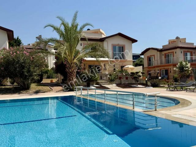 Kuşadasi, Aydin içerisinde satılık Villa