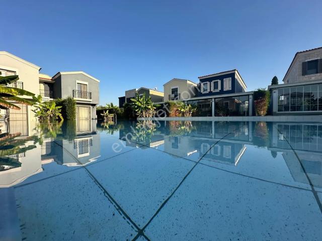 Kadıkalesi, Kuşadası içerisinde satılık Villa