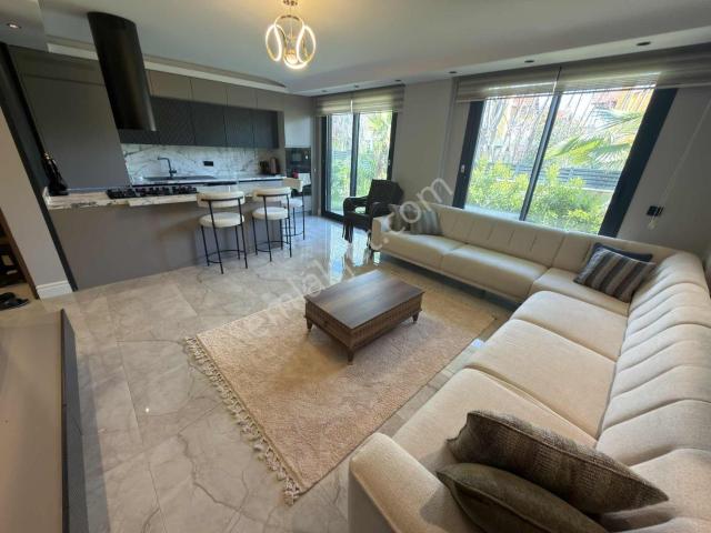Kuşadasi, Aydin içerisinde satılık Villa