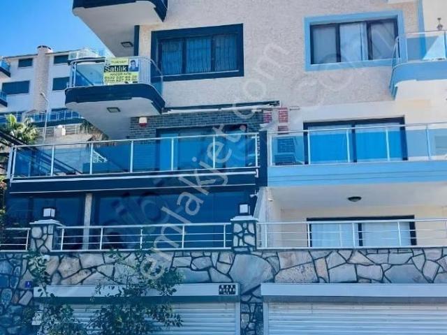Kuşadasi, Aydin içerisinde satılık Villa