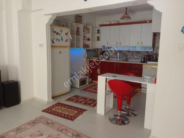 Camikebir Mahallesi, Kuşadası içerisinde kiralık mülk