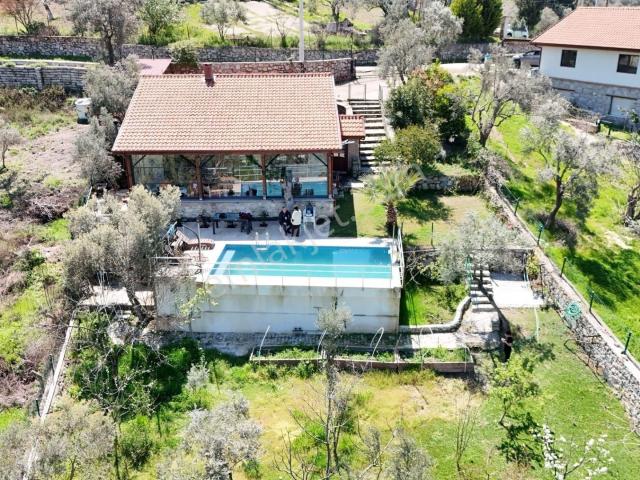 Kuşadasi, Aydin içerisinde satılık Villa