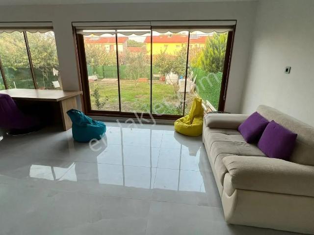 Karaova, Kuşadası içerisinde kiralık Villa