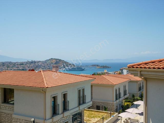 Kuşadasi, Aydin içerisinde satılık Villa