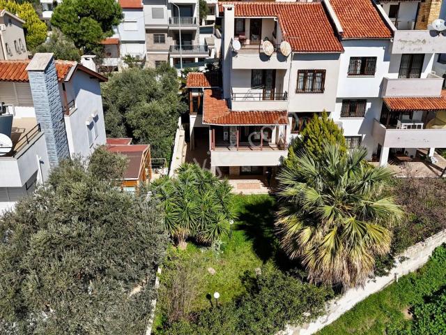 Kuşadasi, Aydin içerisinde satılık Villa