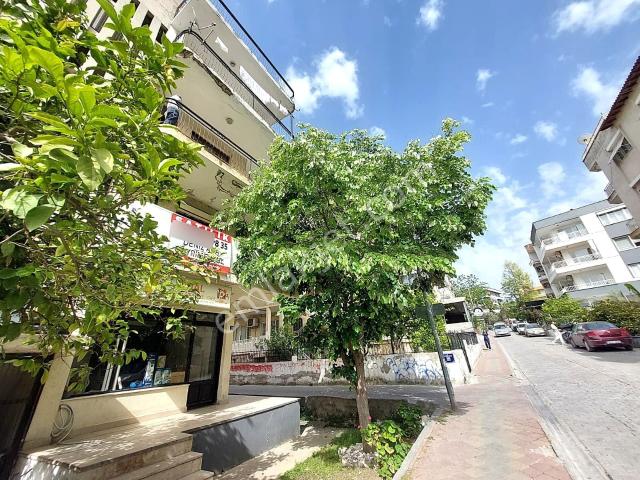 Kuşadasi, Aydin içerisinde satılık mülk