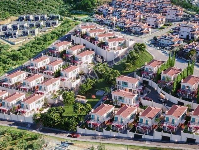 Kuşadasi, Aydin içerisinde satılık Villa
