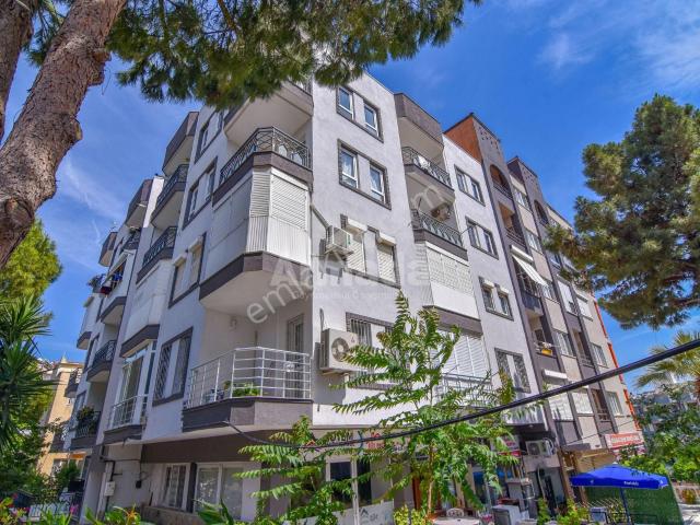 Kuşadasi, Aydin içerisinde satılık mülk