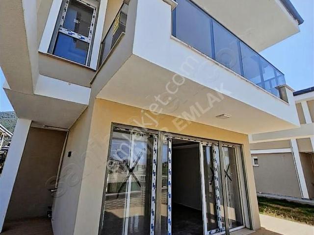 Kuşadasi, Aydin içerisinde satılık Villa
