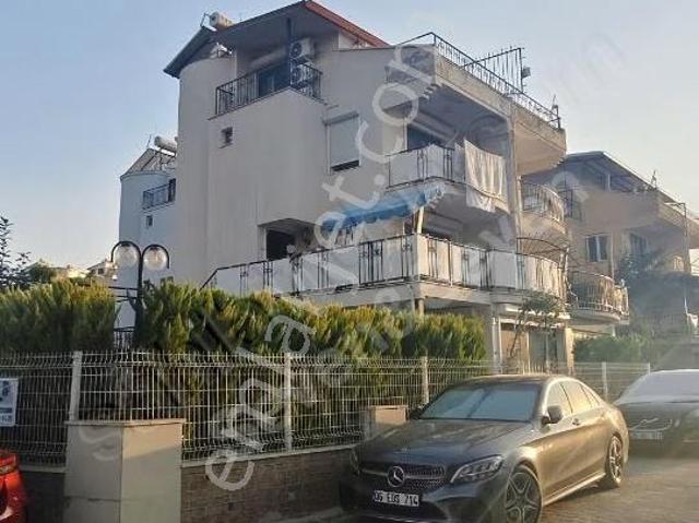 Kuşadasi, Aydin içerisinde satılık Villa