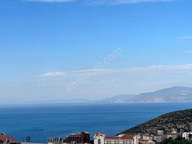 Bayraklıdede, Kuşadası içerisinde kiralık Villa