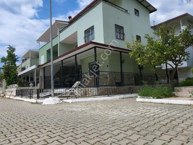 Kuşadasi, Aydin içerisinde satılık Villa