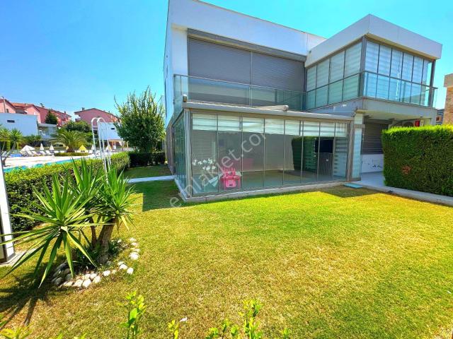 Kuşadasi, Aydin içerisinde satılık Villa